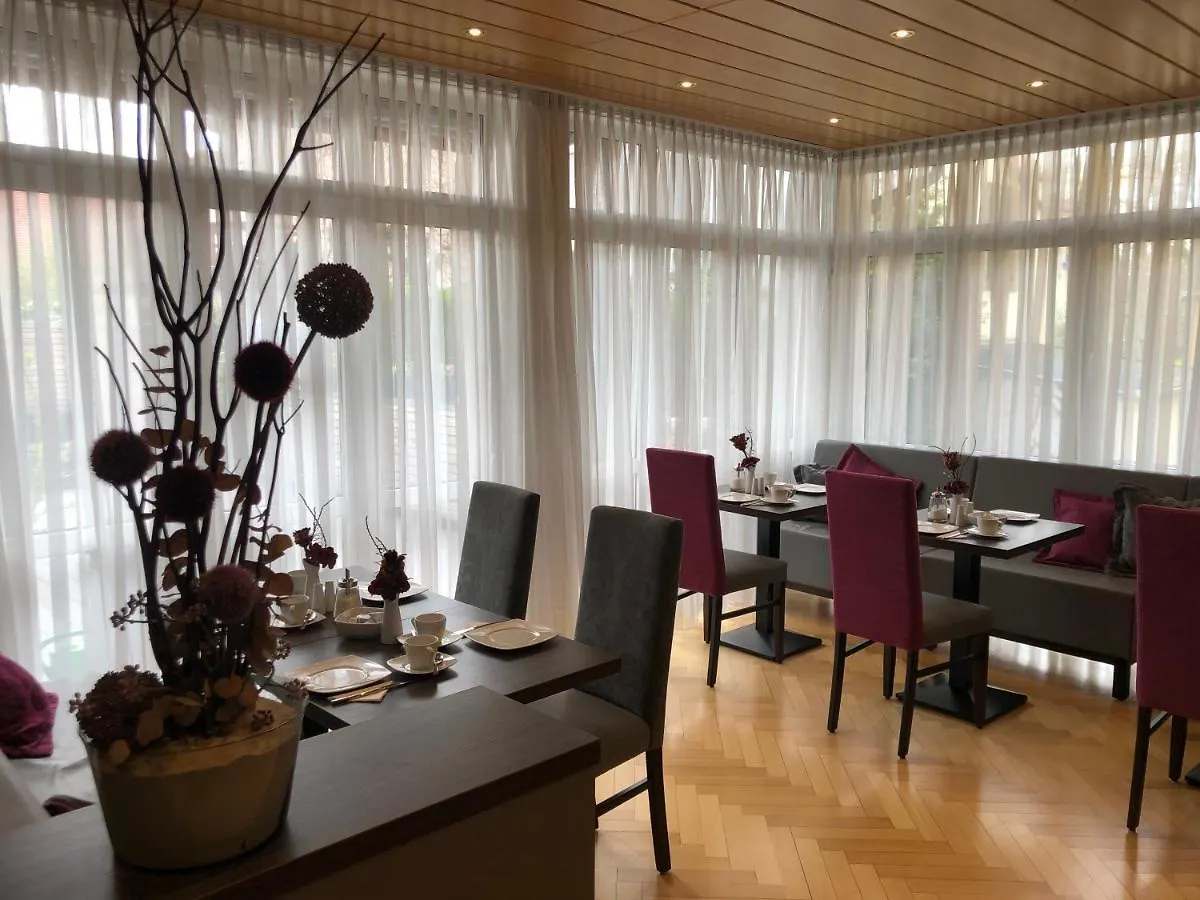 Pension Arcade Dresden 3*,  Germany